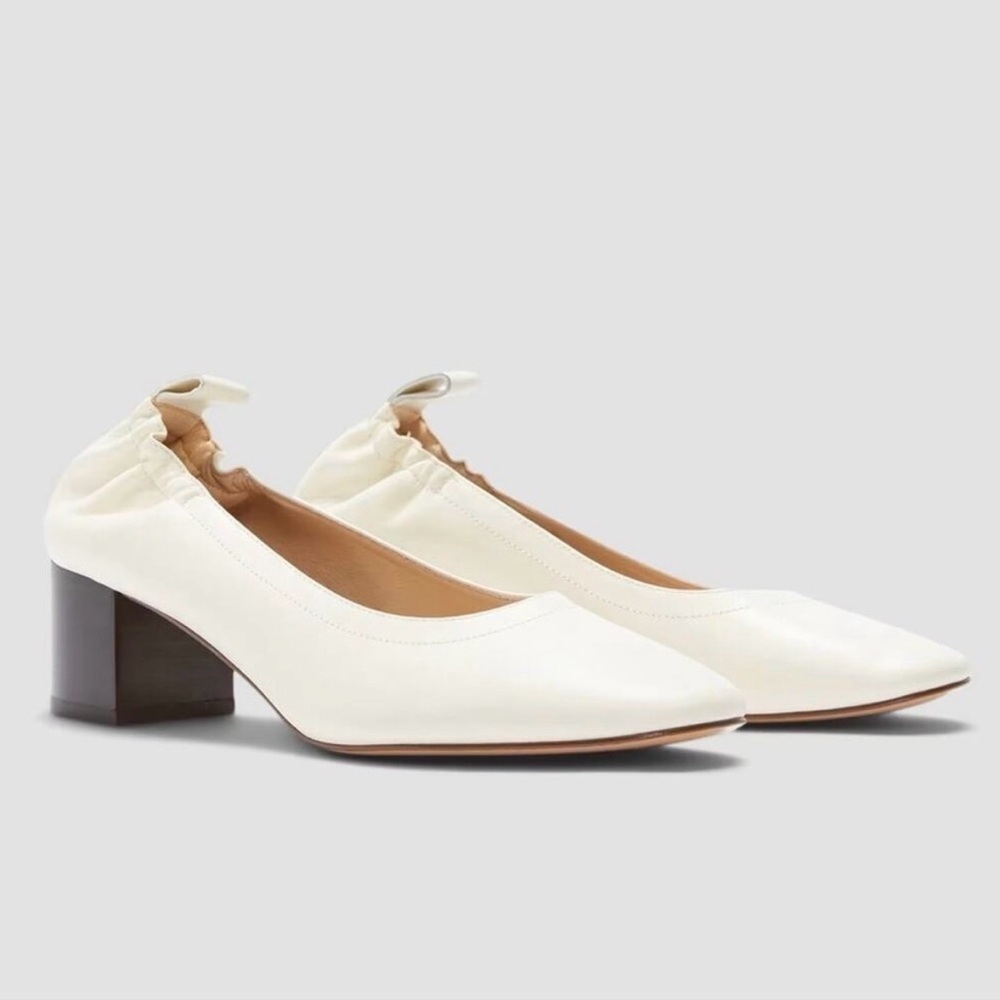 NIB Everlane the Italian leather day heel